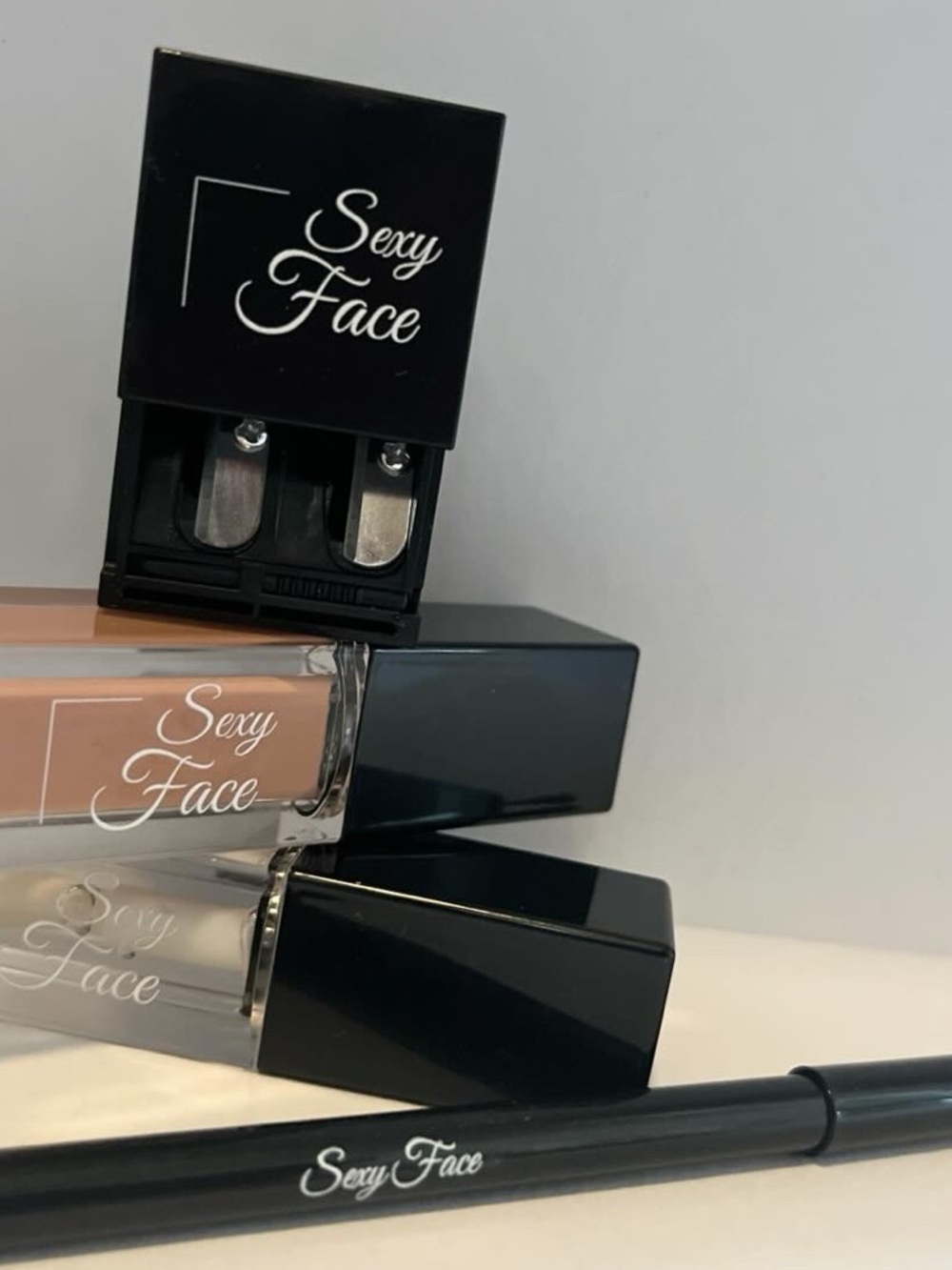 The Perfect Lip Kit - Everything’s Peachy